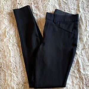 Versona Black High-Waist Pants